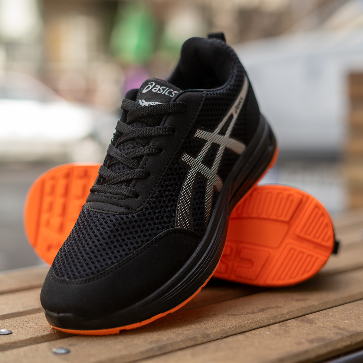 کفش ورزشی Asics مشکی نارنجی مردانه مدل BARZIN