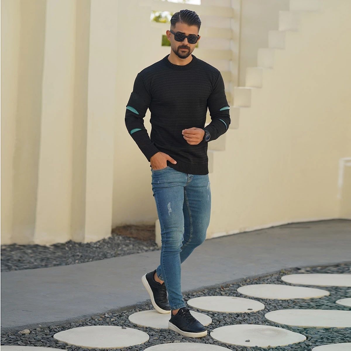 پلیور مردانه مشکی زاپ فیروزه ای مدل solan