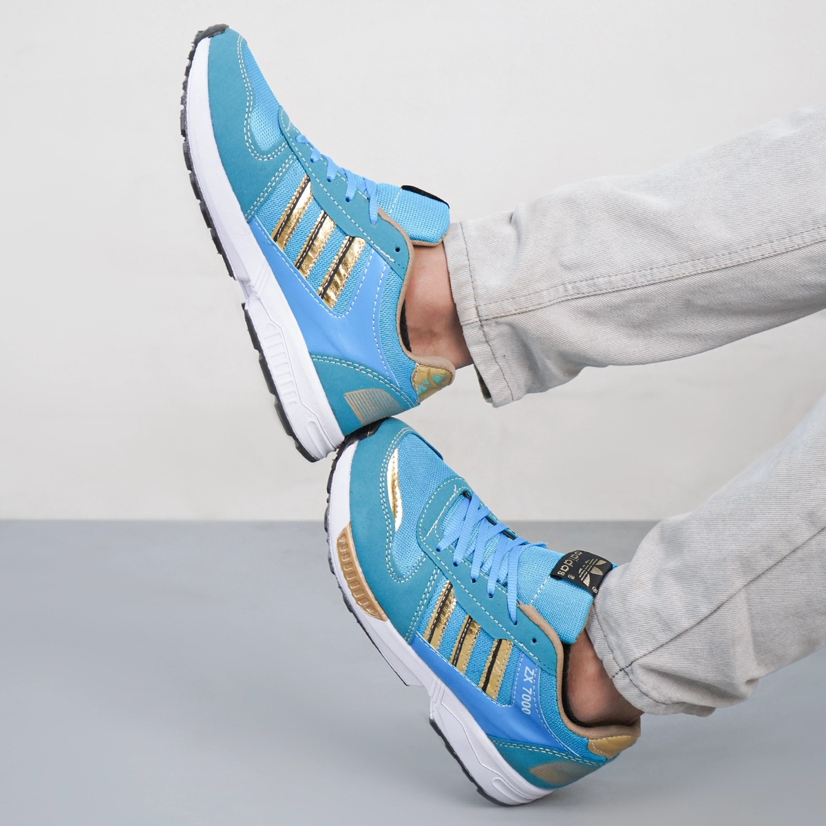 کفش ورزشی مردانه آبی مدل ZX7000